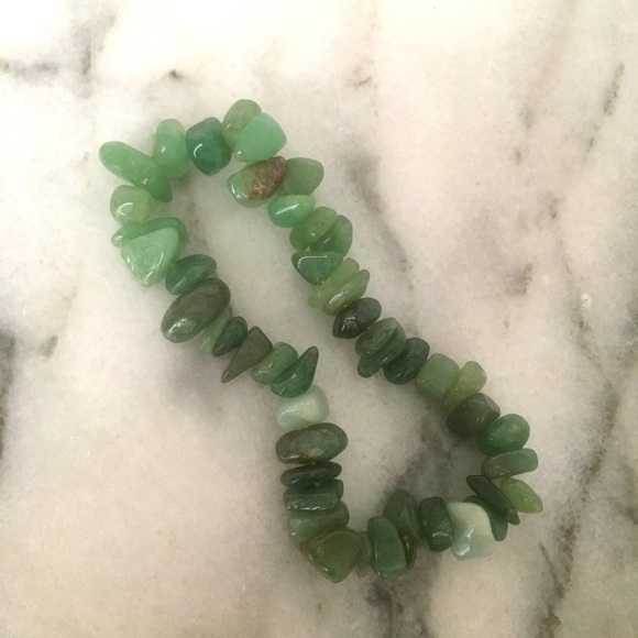Jade stone stretch bracelet - Picture 3 of 4